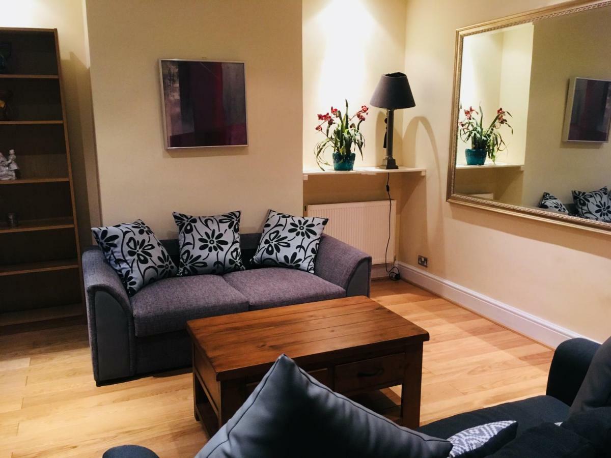 Large 2 Bedroom 2 Bathroom Apartment In Westminster London Exterior foto